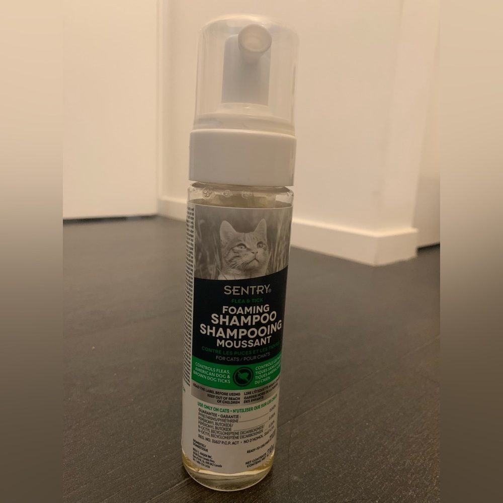 Brand new Sentry cat shampoo
